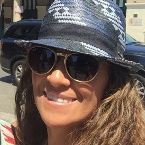 Meet your Posher, Patricia